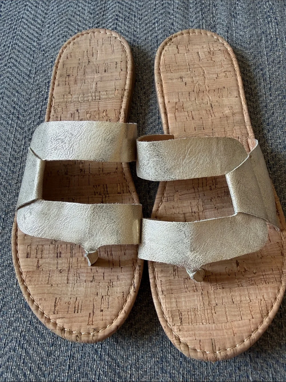 Kork-Ease women's flat slide gold metallic dual-band design Sandals Size: 8M